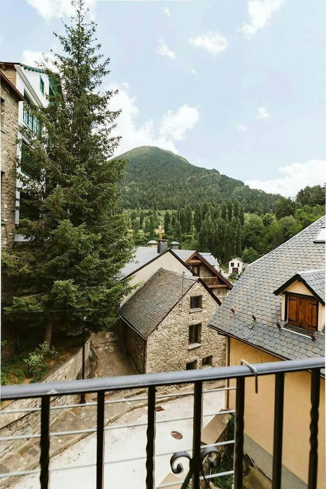 Apartament Casa Begona - Wifi Sencillo Y Acogedor Sallent de Gállego Zewnętrze zdjęcie